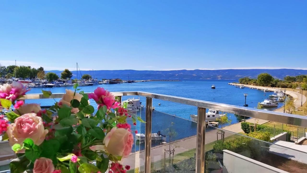 Apartment Lora Omiš Buitenkant foto