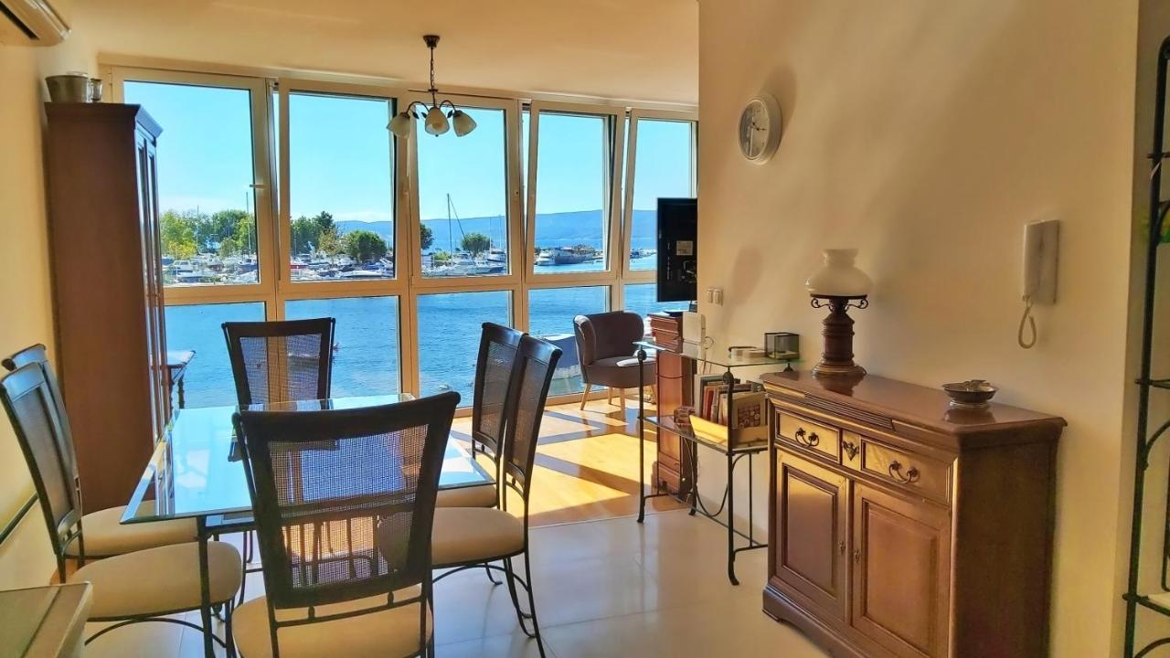 Apartment Lora Omiš Buitenkant foto
