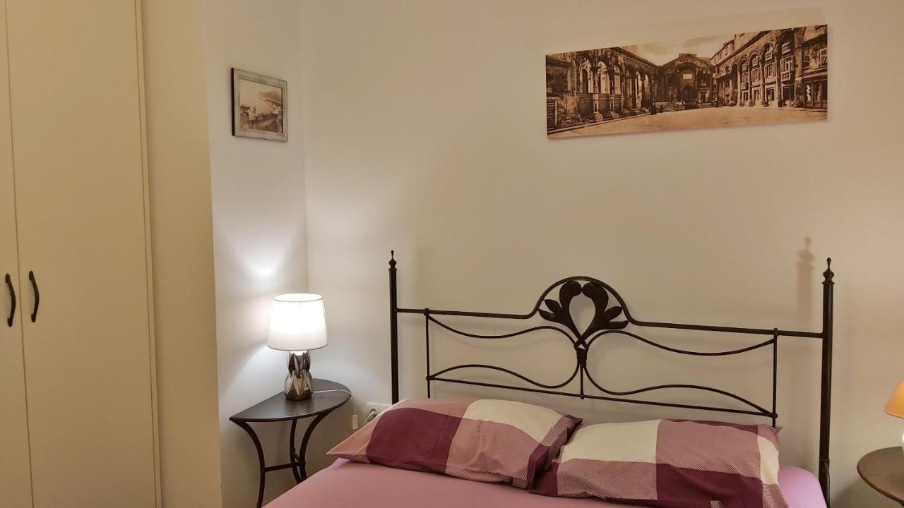 Apartment Lora Omiš Buitenkant foto