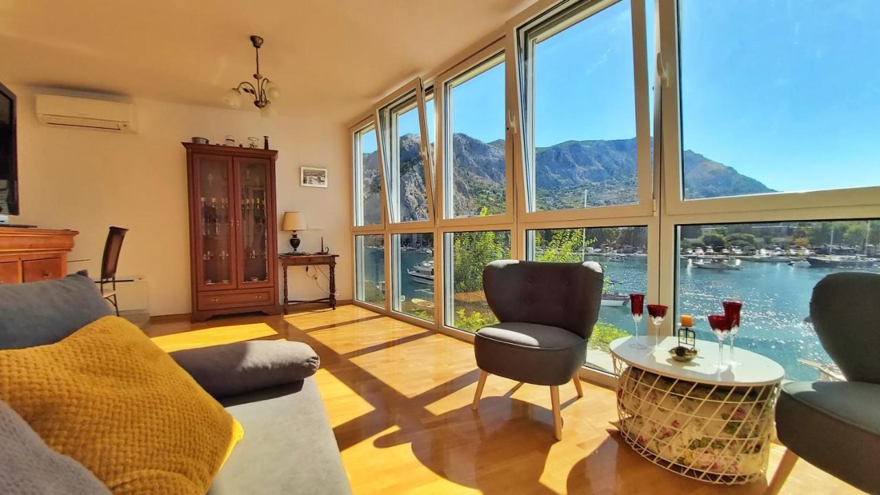 Apartment Lora Omiš Buitenkant foto