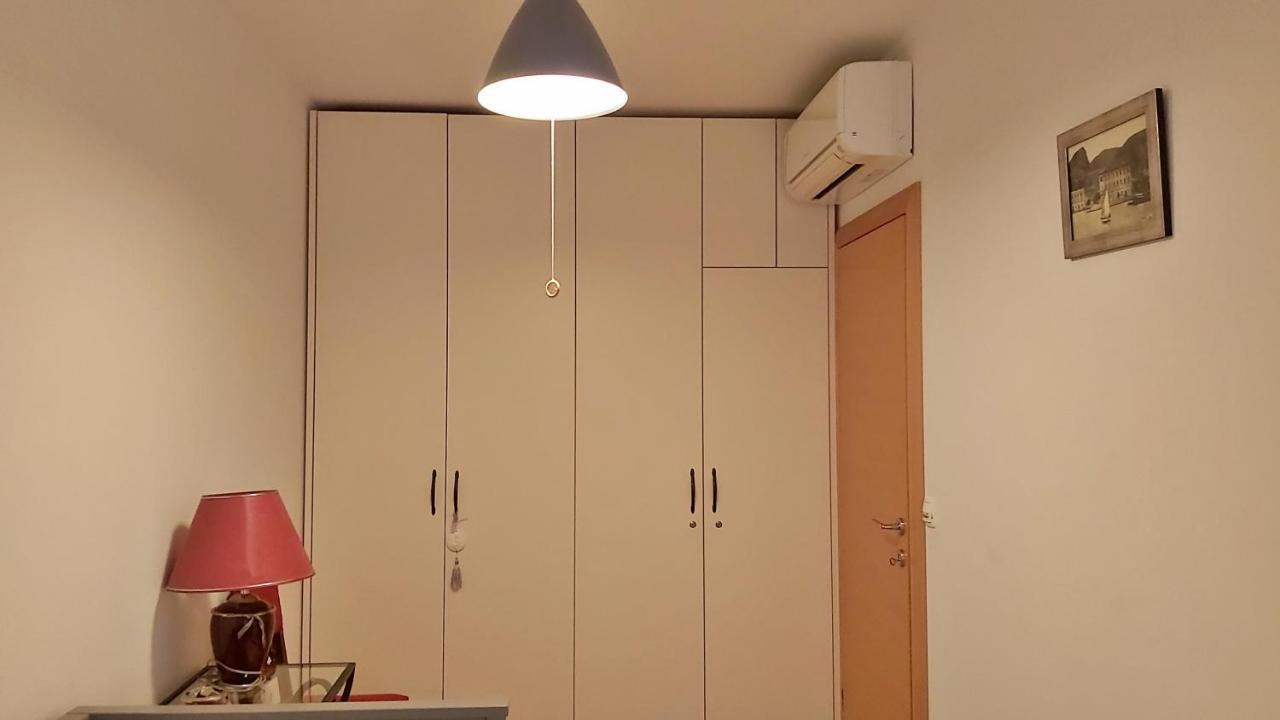 Apartment Lora Omiš Buitenkant foto