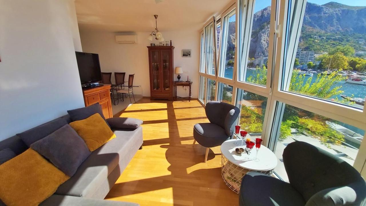 Apartment Lora Omiš Buitenkant foto