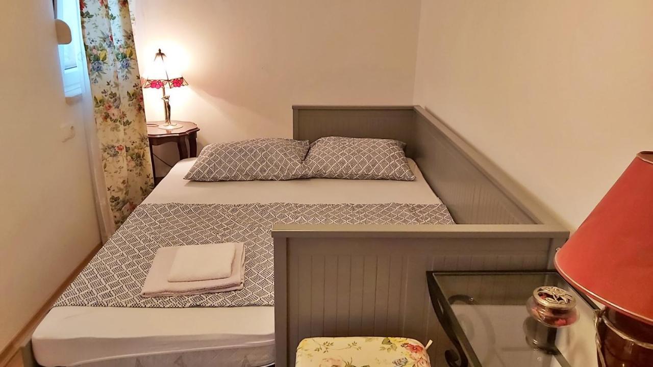 Apartment Lora Omiš Buitenkant foto